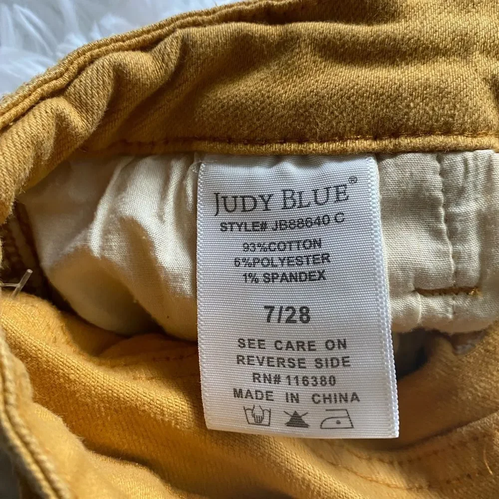 Judy Blue Jeans‎ Garment Dyed Mustard Womens Size 7 28 Stretchy